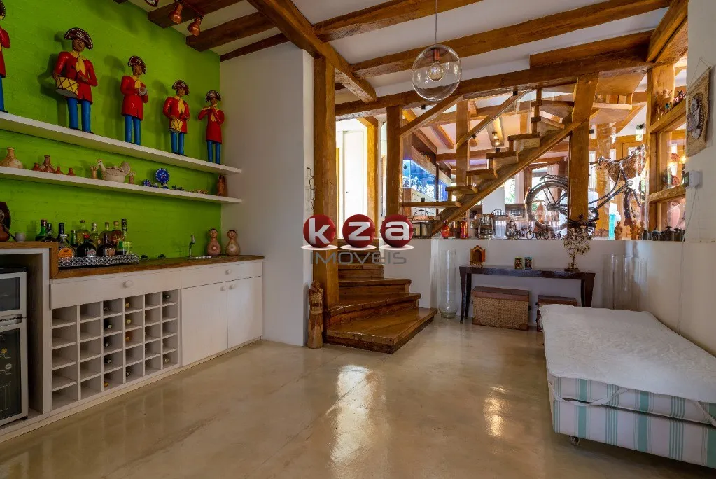 Imagem Luxuosa casa em condomínio à venda em Barueri-SP, Condomínio Morada dos Pássaros: 4 quartos, 4 suítes, 3 salas, 6 banheiros, 6 vagas, 1.120m².