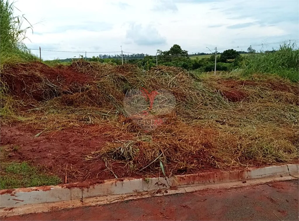 Imagem Lote/Terreno de 300m² no bairro Residencial Villacittá, em Lençóis Paulista