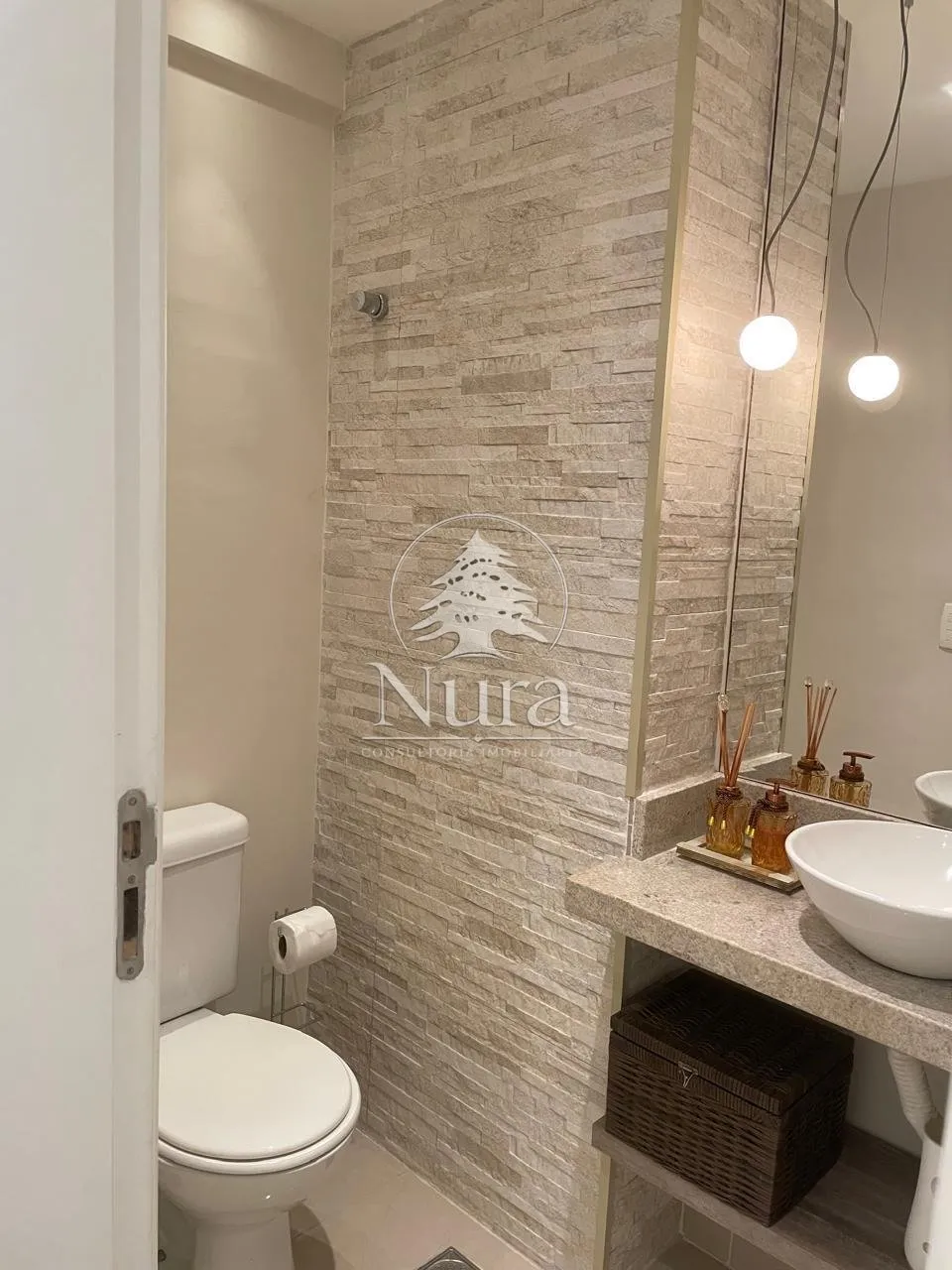 Imagem Apartamento de 3 quartos, 92m² no bairro Encruzilhada, em Santos