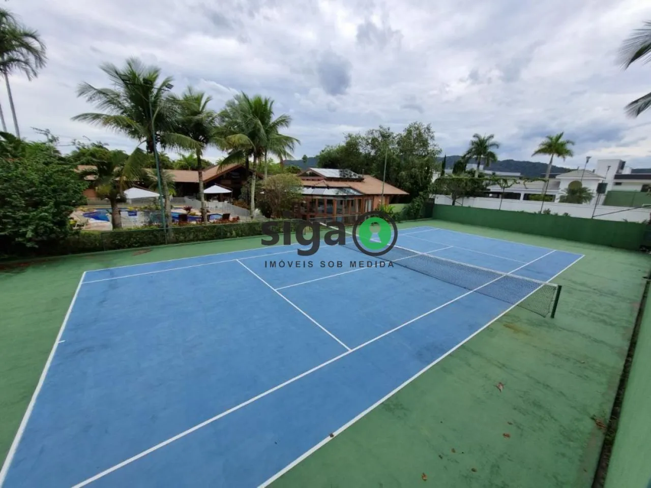 Imagem Casa a Venda em Condomínio Jardim Acapulco 5 quartos