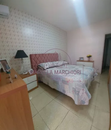Imagem Apartamento 3 quartos na quadra do mar em Praia da Costa ( Suspensa )