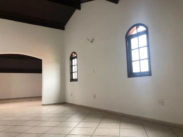 Imagem Linda Casa de Alto Padrão à Venda no Jardim Pagliato ? Qualidade e Conforto em Cada Detalhe