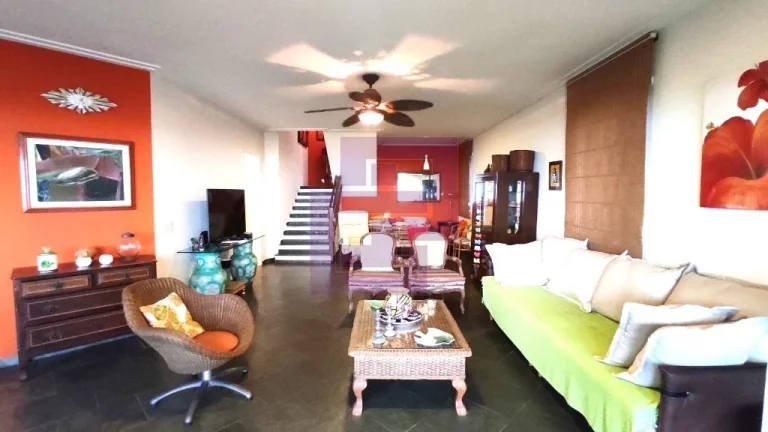 Imagem Casas / Sobrado na cidade de Guarujá
