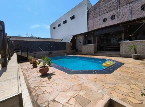 Imagem Casa à venda, 2 suítes, área de lazer com piscina Bauru/SP