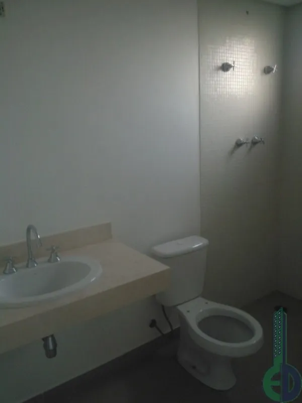 Imagem Apartamento de Luxo à Venda: 4 Quartos e 2 Suítes no Jardim, Santo André-SP! Condomínio Edifício Arcádia, 175m² e 4 Vagas.