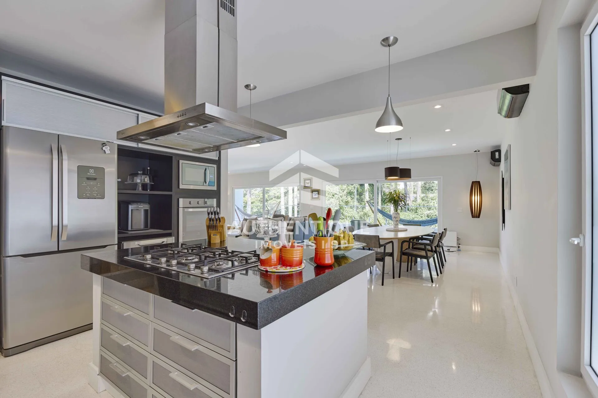 Imagem Casa Alto Padrão no bairro Jardim Marajoara à venda