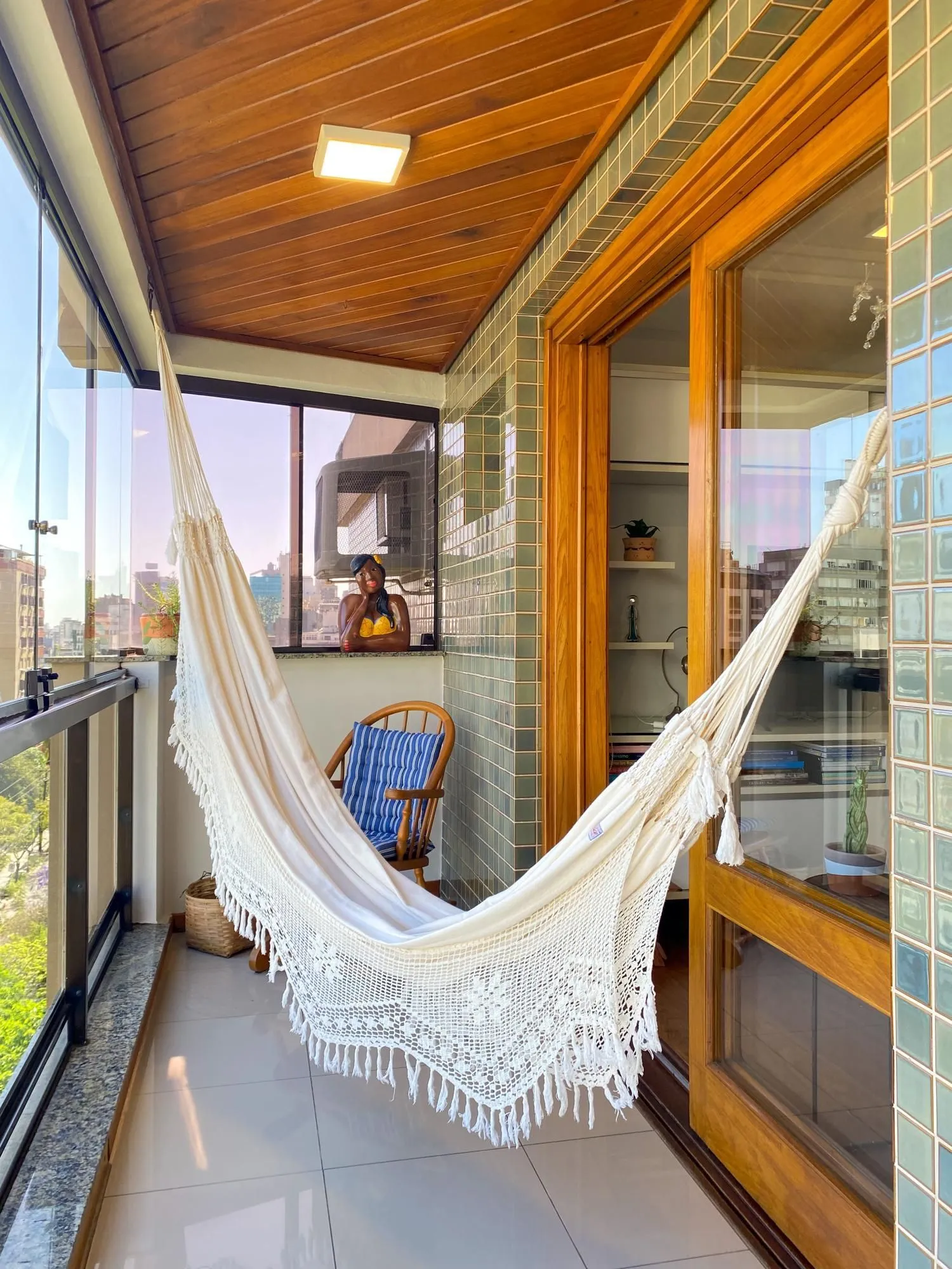 Imagem Apartamento 3 dormitório, 2 vagas e depósito a poucos metros do Parcão