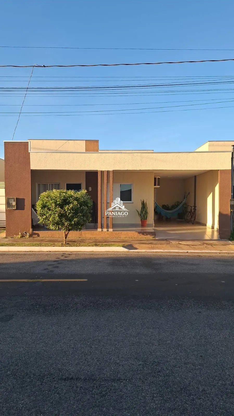 Imagem Casa 2 quartos, condomínio Hawaii (prox. Av. das Torres), Cuiabá - MT