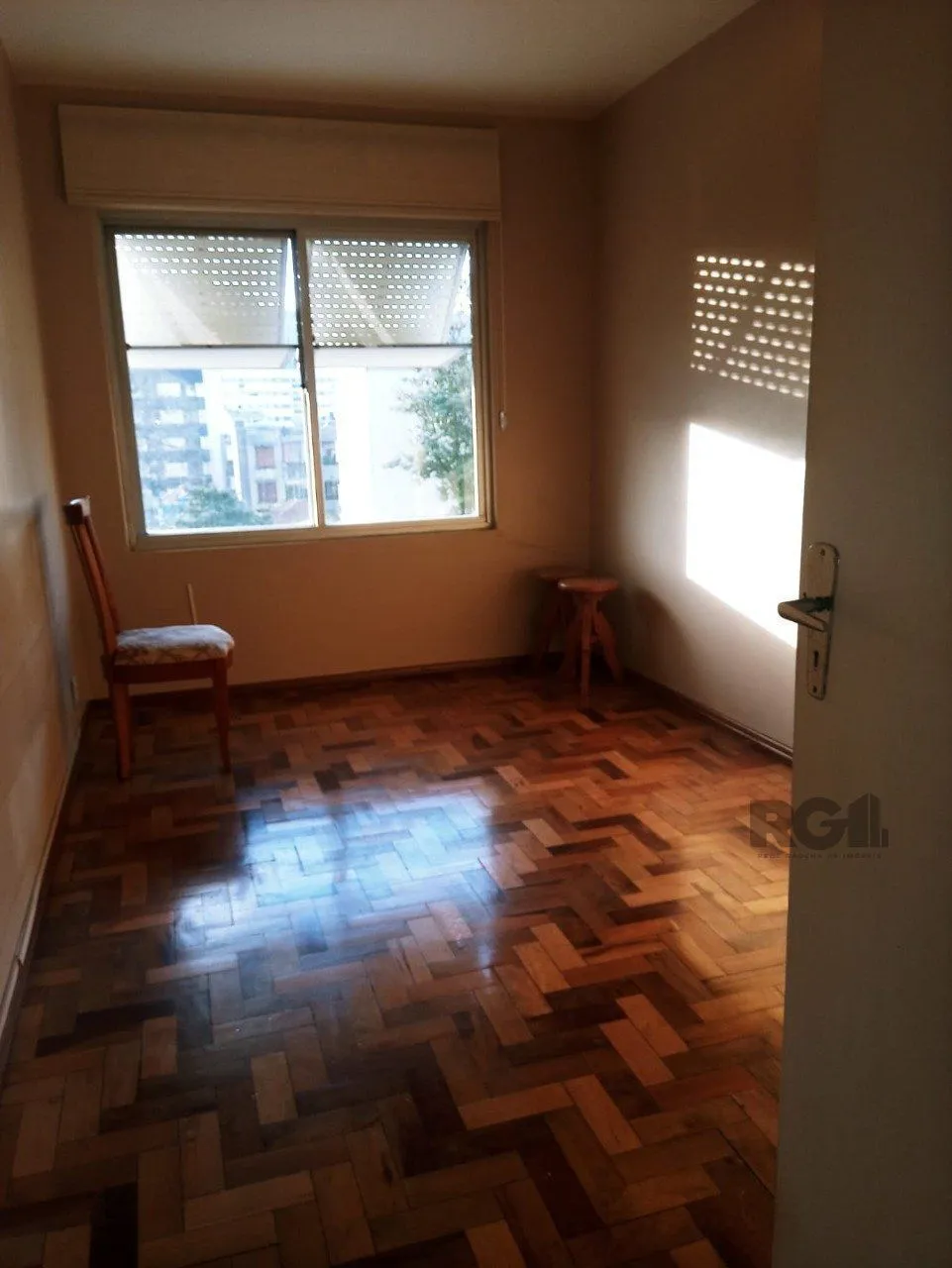 Imagem Apartamento 2 quartos, 2 banheiros e garagem na Cidade Baixa.