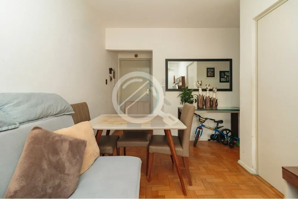 Imagem Apresentamos um incrível apartamento à venda, situado em um condomínio fechado localizado entre a...