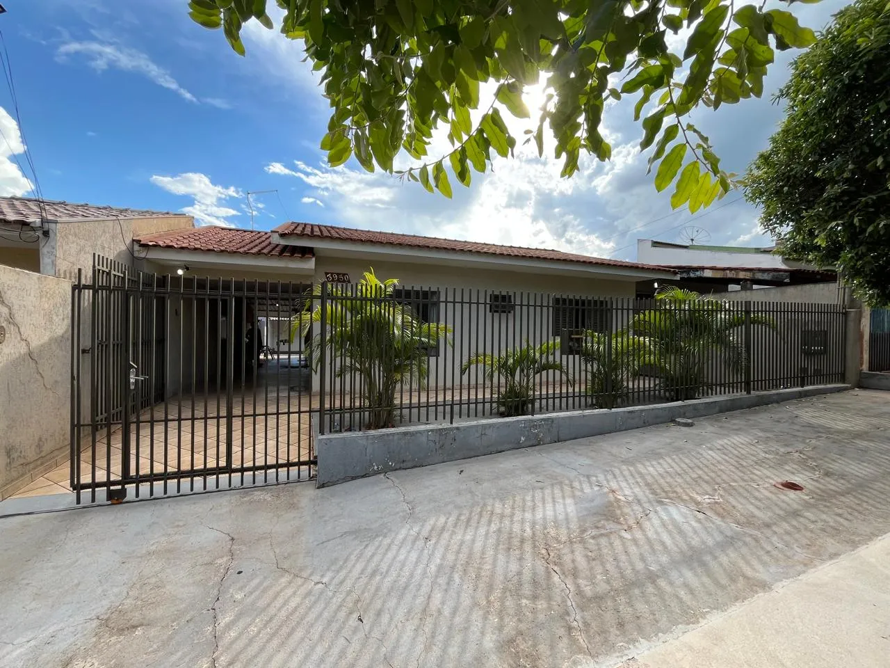 Imagem Casa 336m Umuarama-PR 323
