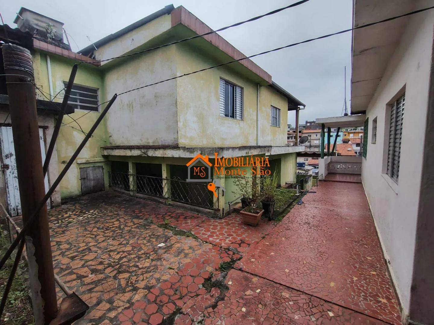 Imagem Casa com 5 dormitórios à venda, 180 m² por R$ 640.000,00 - Parque Marabá - Guarulhos/SP