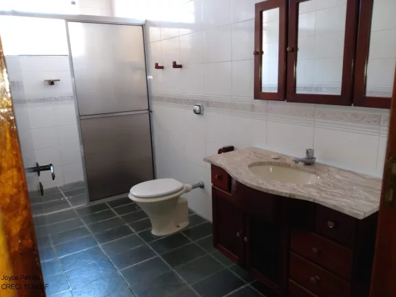 Imagem Oportunidade Única de Investimento! Salão Comercial + Apartamento Residencial à Venda em Peruíbe. Bem Pertinho do Mar.