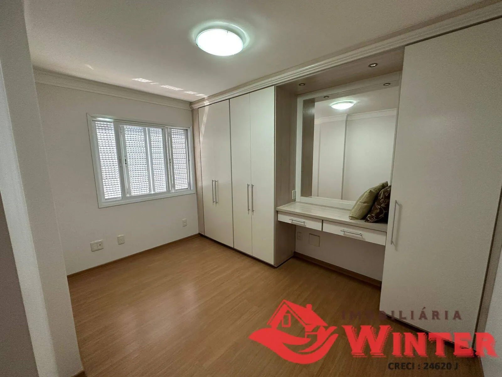 Imagem Lindo Apartamento no Centro de Feliz.