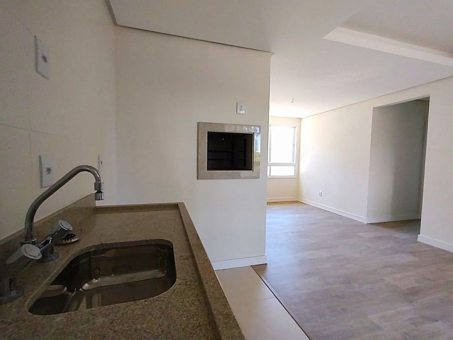 Imagem Apartamento com 2 suítes e lavabo em frente ao Parque da Redenção