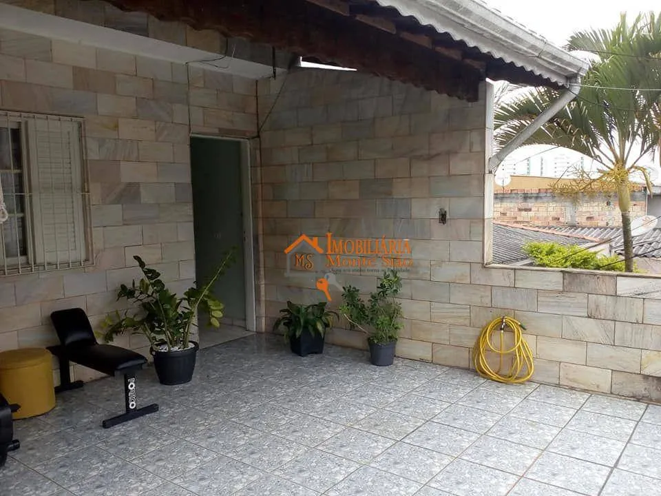 Foto do imóvel Casa com 5 dormitórios à venda, 200 m² por R$ 533.000,00 - Parque Continental II - Guarulhos/SP