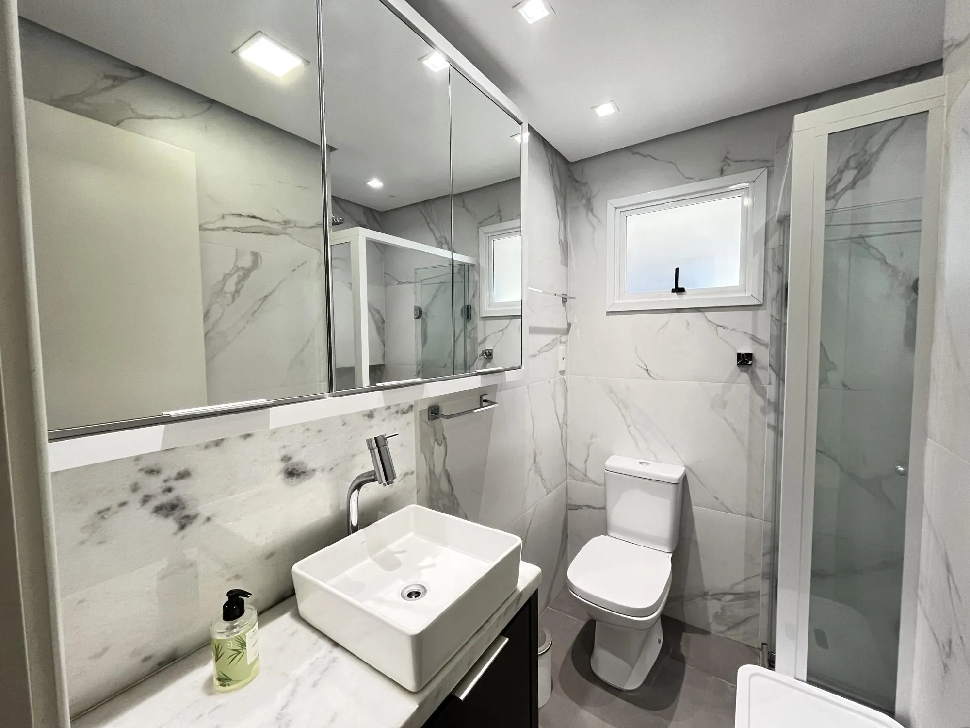 Imagem Apartamento de 3 quartos, dependência de empregada e 1 vaga de garagem M. Deus