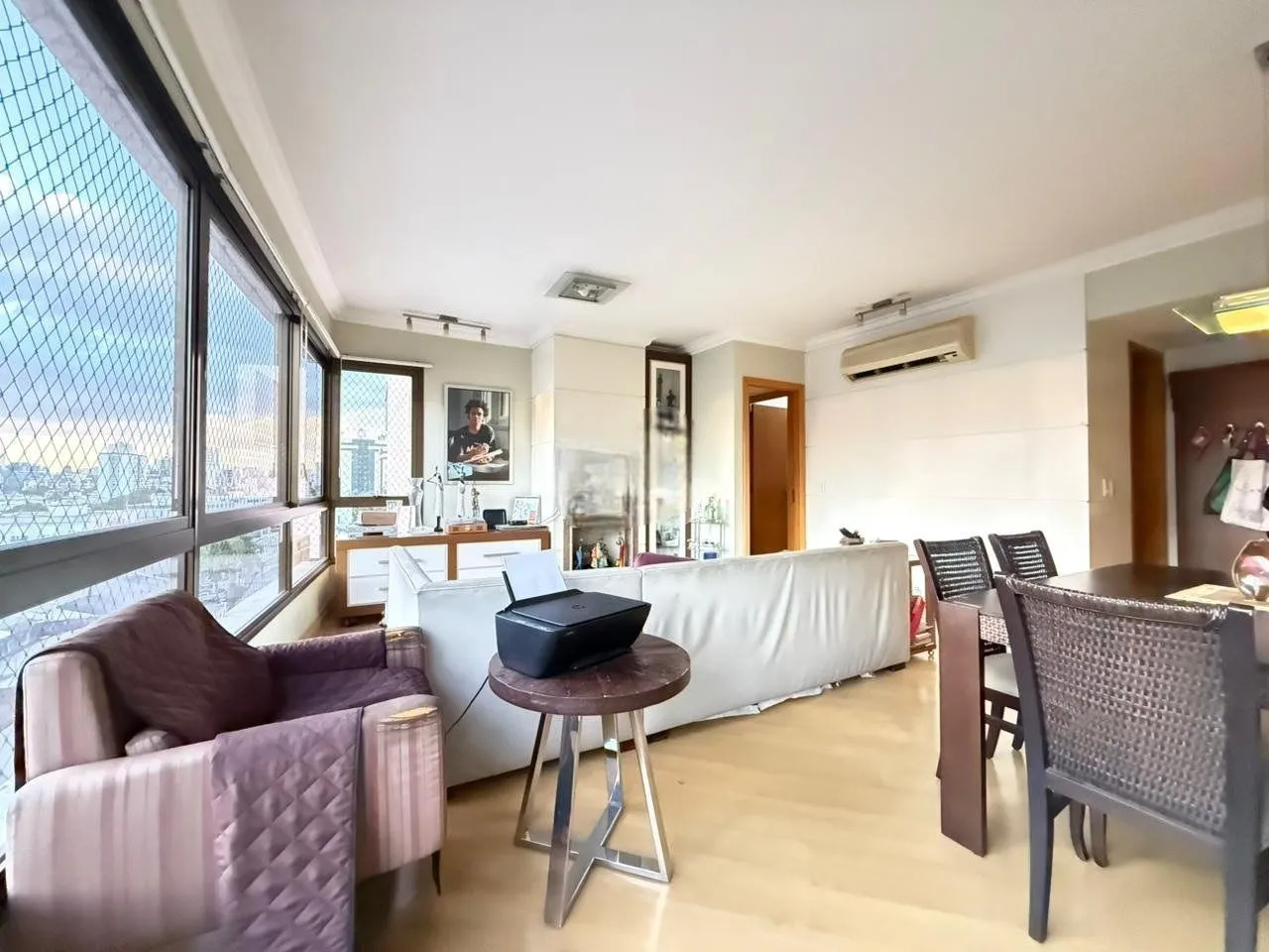 Imagem Apartamento Impecável com Vista Panorâmica, 2 Suítes e Living Ampliado