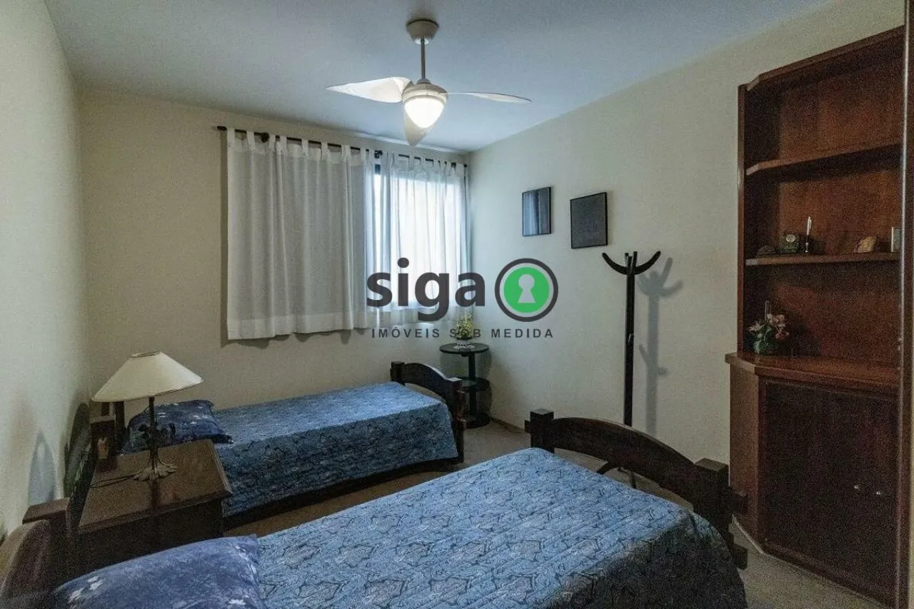Imagem Apartamento em Moema de 4 Quartos com 4 Vagas - 275m² à Venda.