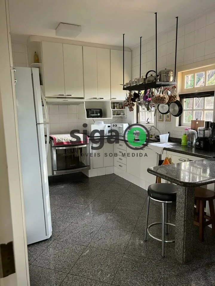 Imagem Casa a venda em condomínio fechado no Morumbi, de 420m, 3 quartos e 3 vagas.