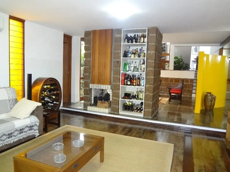 Imagem Casa para Venda - 268m², 3 dormitórios, sendo 1 suites, Jardim Isabel