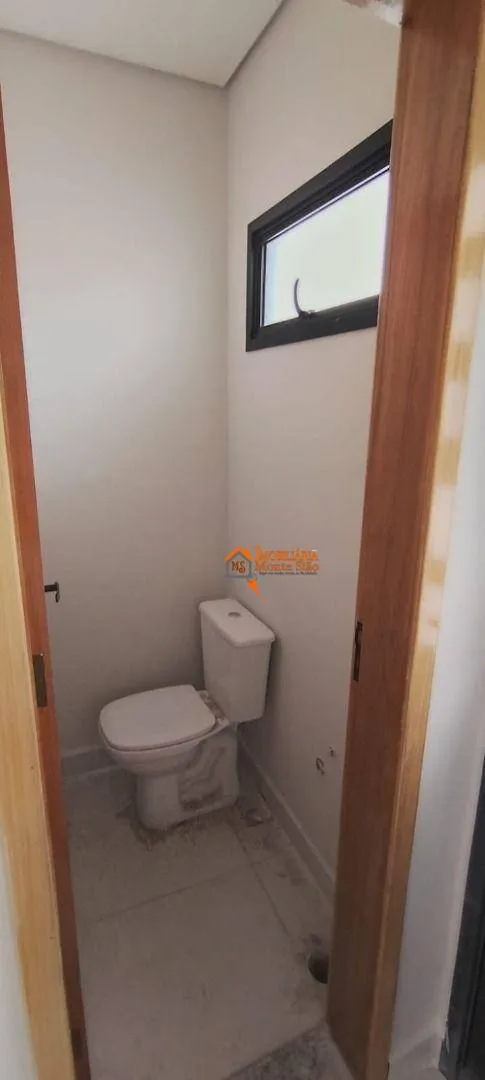 Imagem Sobrado com 3 dormitórios à venda, 100 m² por R$ 700.000,00 - Parque Flamengo - Guarulhos/SP