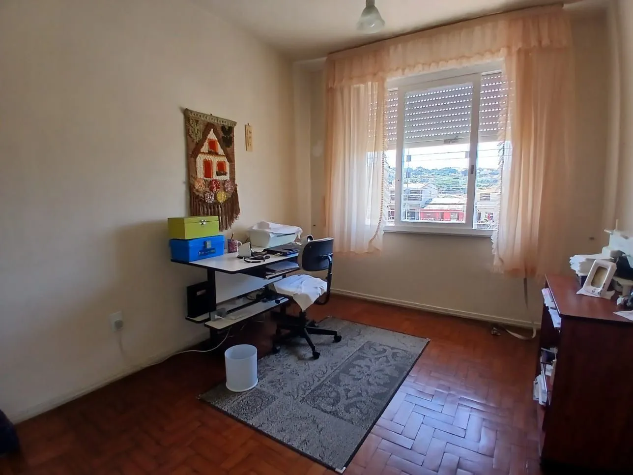 Imagem Casa com 03 dormitorios e amplo jardim no bairro Santa Tereza /RS