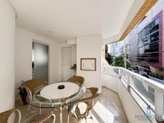 Foto do imóvel Apartamento com Terraço para Venda em Balneário Camboriú, CENTRO, 3 dormitórios, 1 suíte, 2 banheiros, 2 vagas em Rua 1121