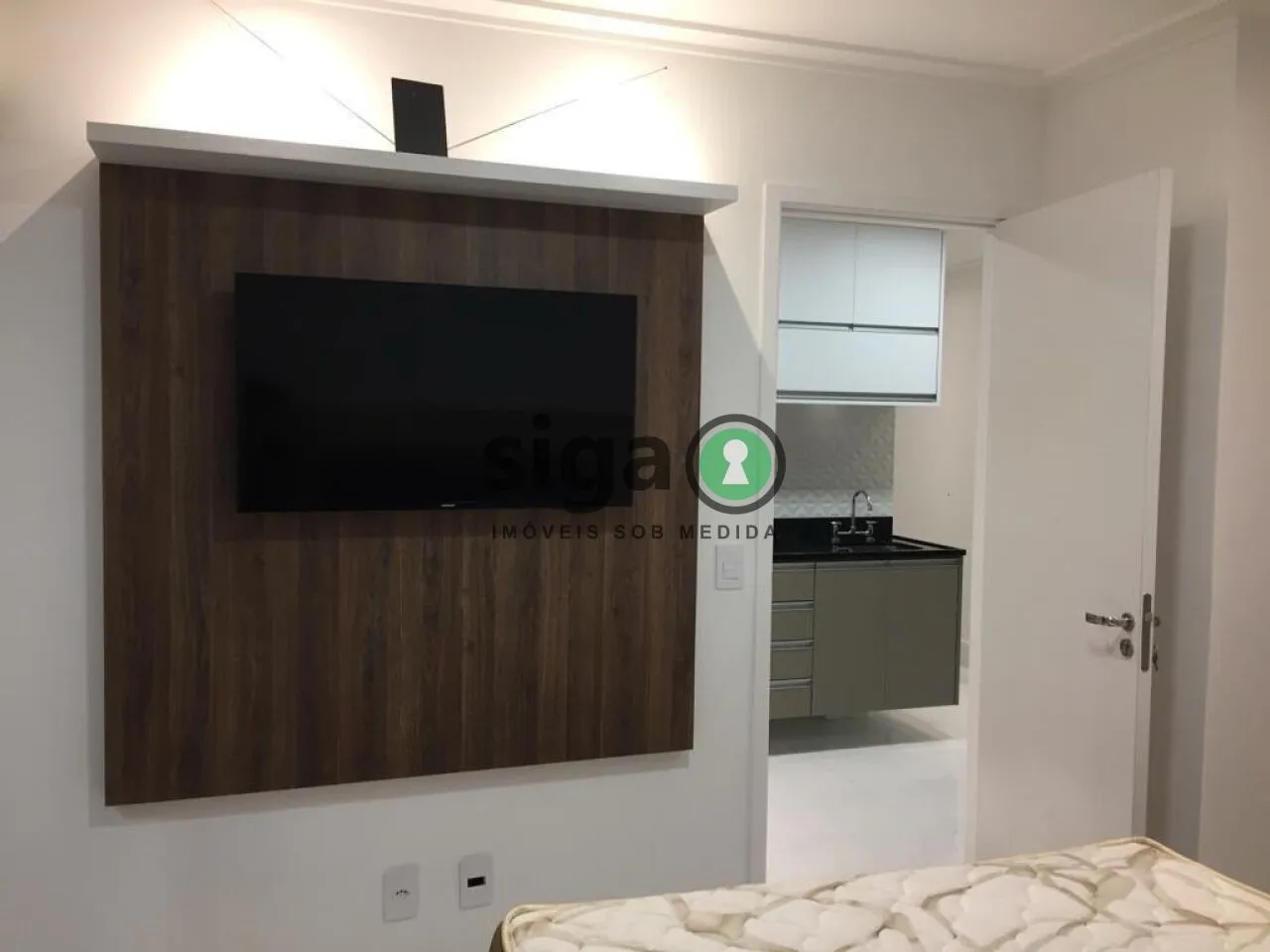 Imagem Apartamento com 1 quarto - mobiliado em Campo Belo com uma Vaga de Garagem - São Paulo/SP