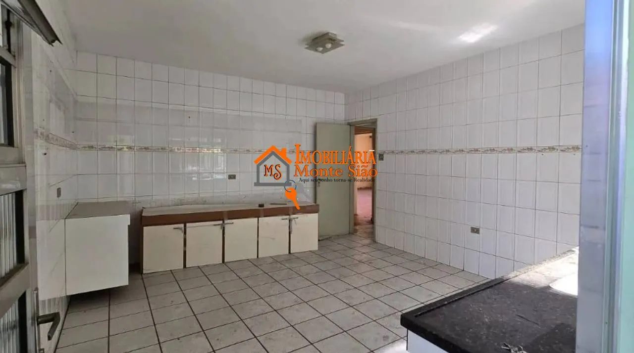 Imagem Sobrado com 2 dormitórios à venda, 242 m² por R$ 750.000,00 - Jardim Vila Galvão - Guarulhos/SP