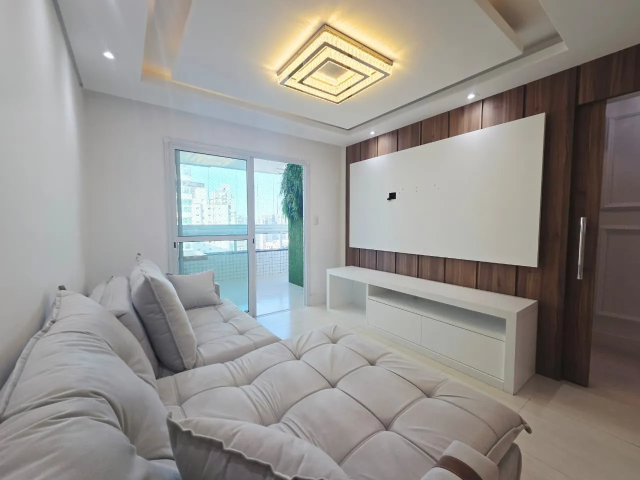 Imagem Apartamento para Venda em Praia Grande, Caiçara, 3 dormitórios, 2 suítes, 1 banheiro, 3 vagas