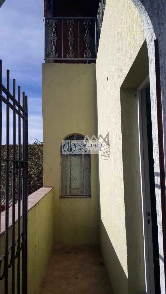 Imagem Sobrado 3 Quartos, 1 Suíte, 2 Vagas e Salão Comercial na Vila Guilherme