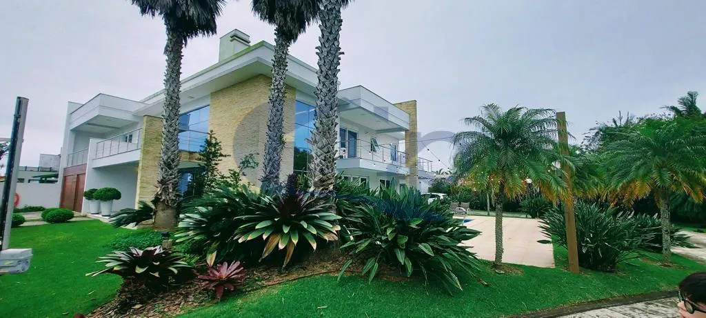 Imagem Casa a venda com 4 dormitorios no Igra Norte em Torres/RS