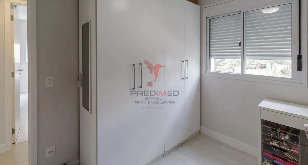 Imagem VENDO AP. REFORMADO, MOBILIADO, COM 1 SUITE E, 1 VAGA DE GARAGEM NO MORUMBI