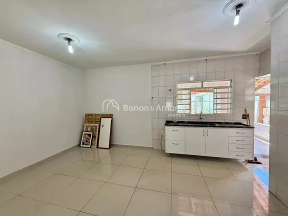 Imagem Casa disponível para locação no Jardim Santa Genebra II, com 180 m² em Campinas.
Imóvel de fren...