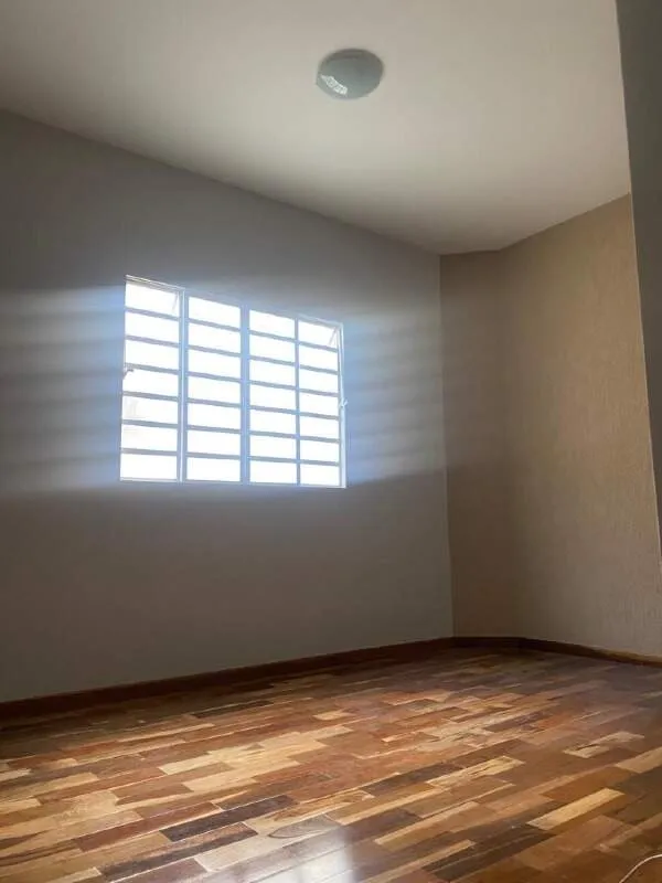 Imagem Casa à venda, 3 quartos, 1 suíte, 2 vagas, São João Batista - Belo Horizonte/MG