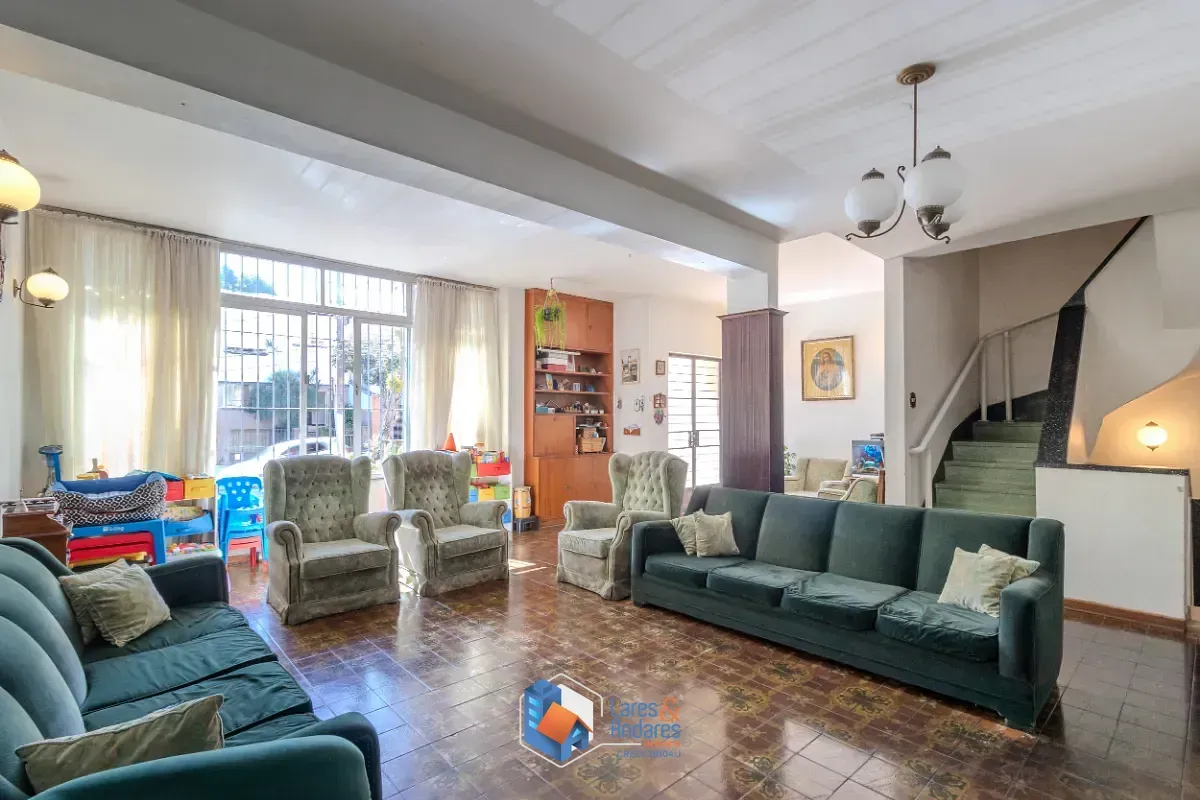 Foto do imóvel Sobrado para venda em Aclimação com 4 quartos, sendo 1 suíte, 452m² em Rua Batista do Carmo