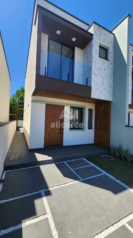 Imagem Sobrado à venda com 2 quartos 2 suítes, 92m² em Potecas São José