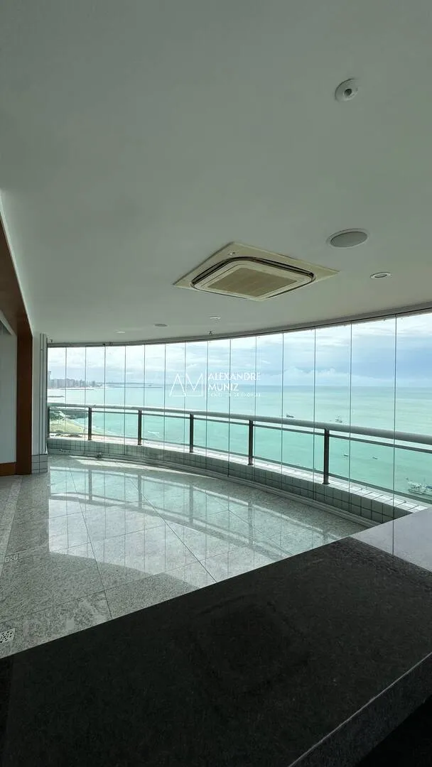 Imagem Apartamento na Beira Mar de Fortaleza - Condomínio Mucuripe Plaza