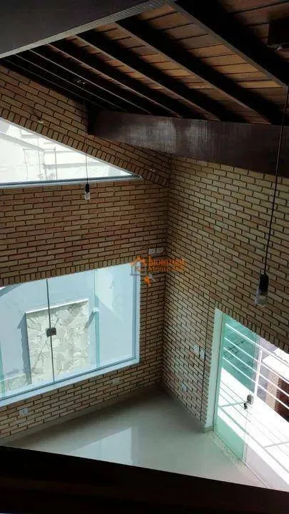 Imagem Sobrado com 4 dormitórios à venda, 309 m² por R$ 1.500.000,00 - Centro - Arujá/SP