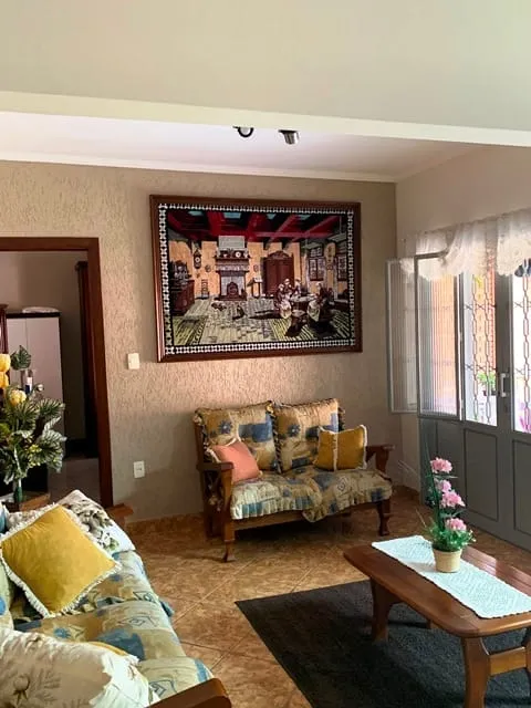 Imagem Casa à venda 3 Quartos, 1 Suite, 4 Vagas, 250M², Residencial e Comercial Cidade Morumbi, Pindamonhangaba - SP