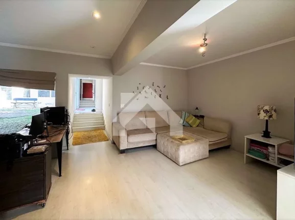 Imagem Casa de Condomínio em Jardim Passárgada I - Cotia