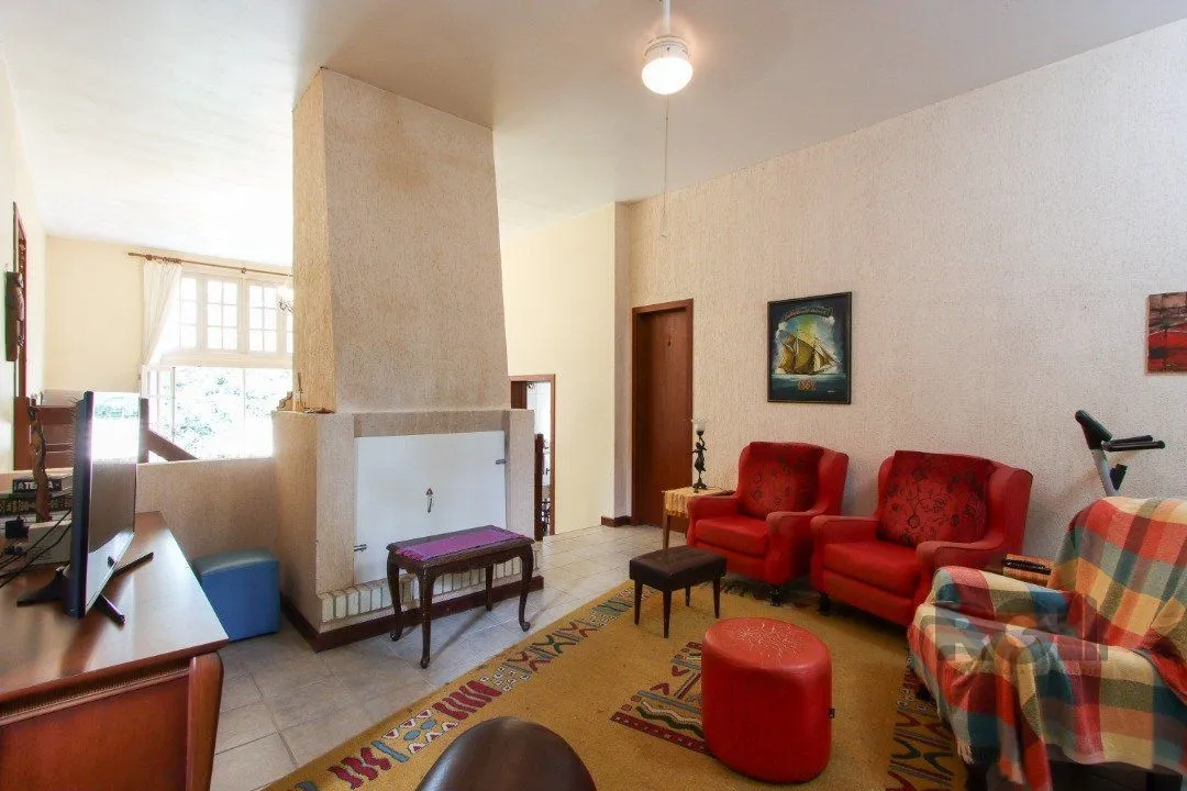 Imagem Casa com 3 quartos, suite em terreno com 7.320m² - Belem Velho