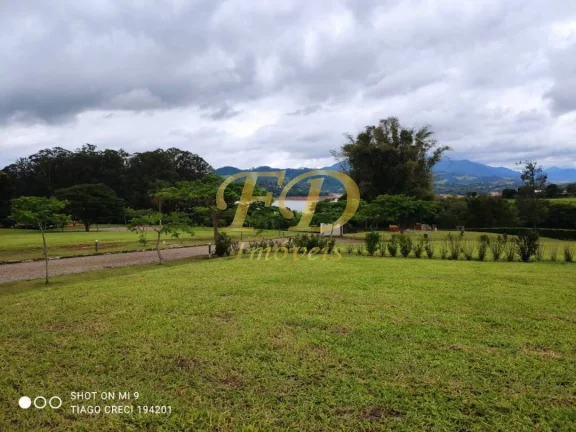 Imagem LINDO LOTE A VENDA EM CONDOMÍNIO EM PIRACAIA COM ACESSO A RE