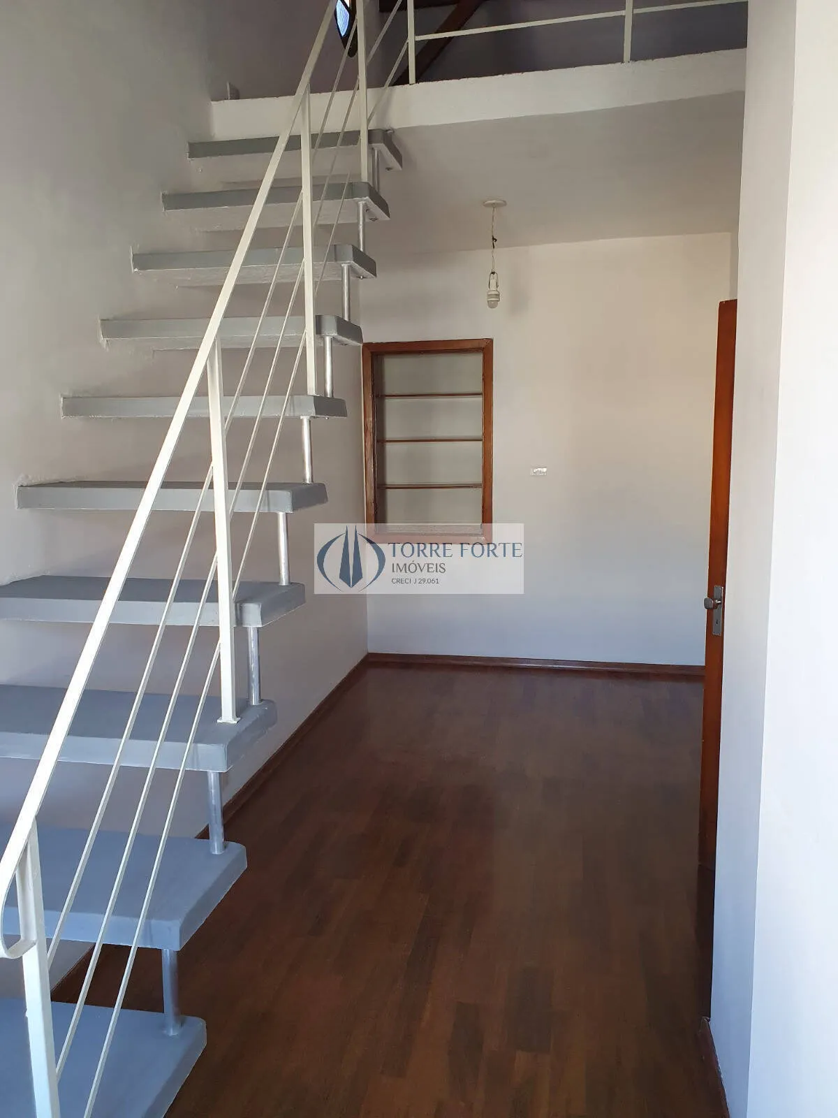 Imagem Ótimo casa em vila fechada, 3 dormitórios sendo 1 suíte com closet, Santana