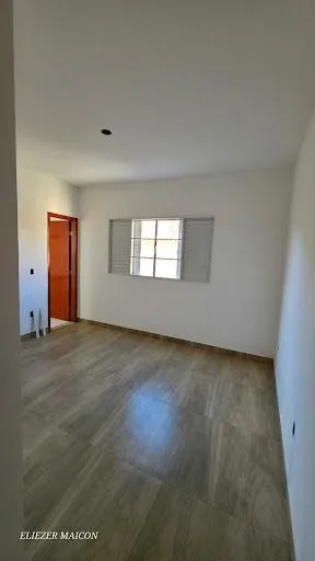 Imagem Casa a venda com 3 quartos no Bairro Aparecida em Poços de Caldas - MG