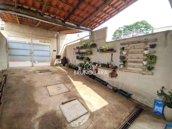 Imagem Casa à venda em Igarapé MG, bairro Canarinho.