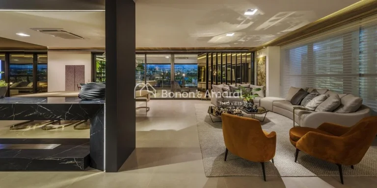 Imagem Magnífico apartamento no Cambuí, no Edifício Le Reve, com 316 m². 

O imóvel possui living para...