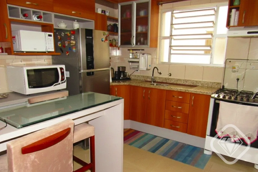 Imagem Apartamento espaçoso próximo ao Zaffari.
Conforto, localização e excelente custo benefício

Est...