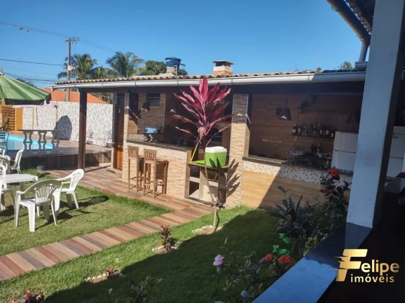 Imagem CASA NA PONTA DA FRUTA COM 5 QUARTOS / VILA VELHA - ES